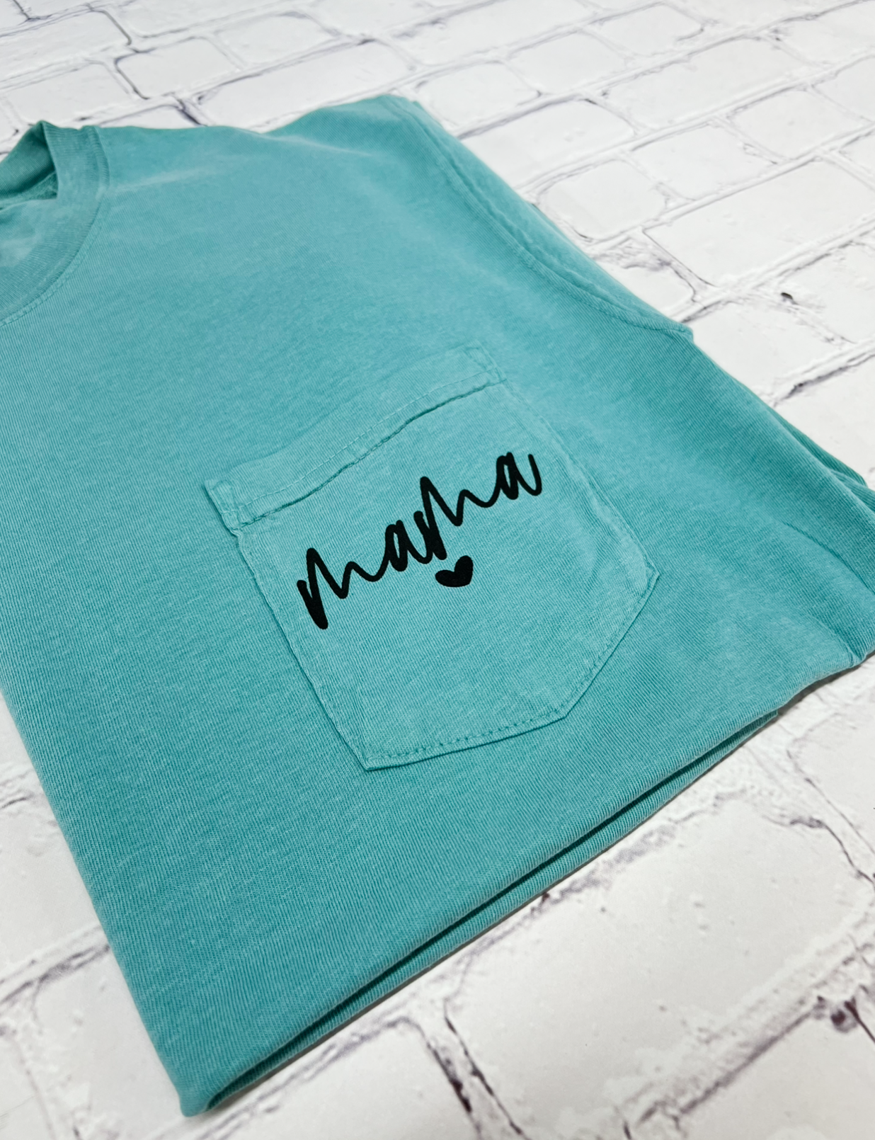 Seafoam Pocket Mama Graphic Tee