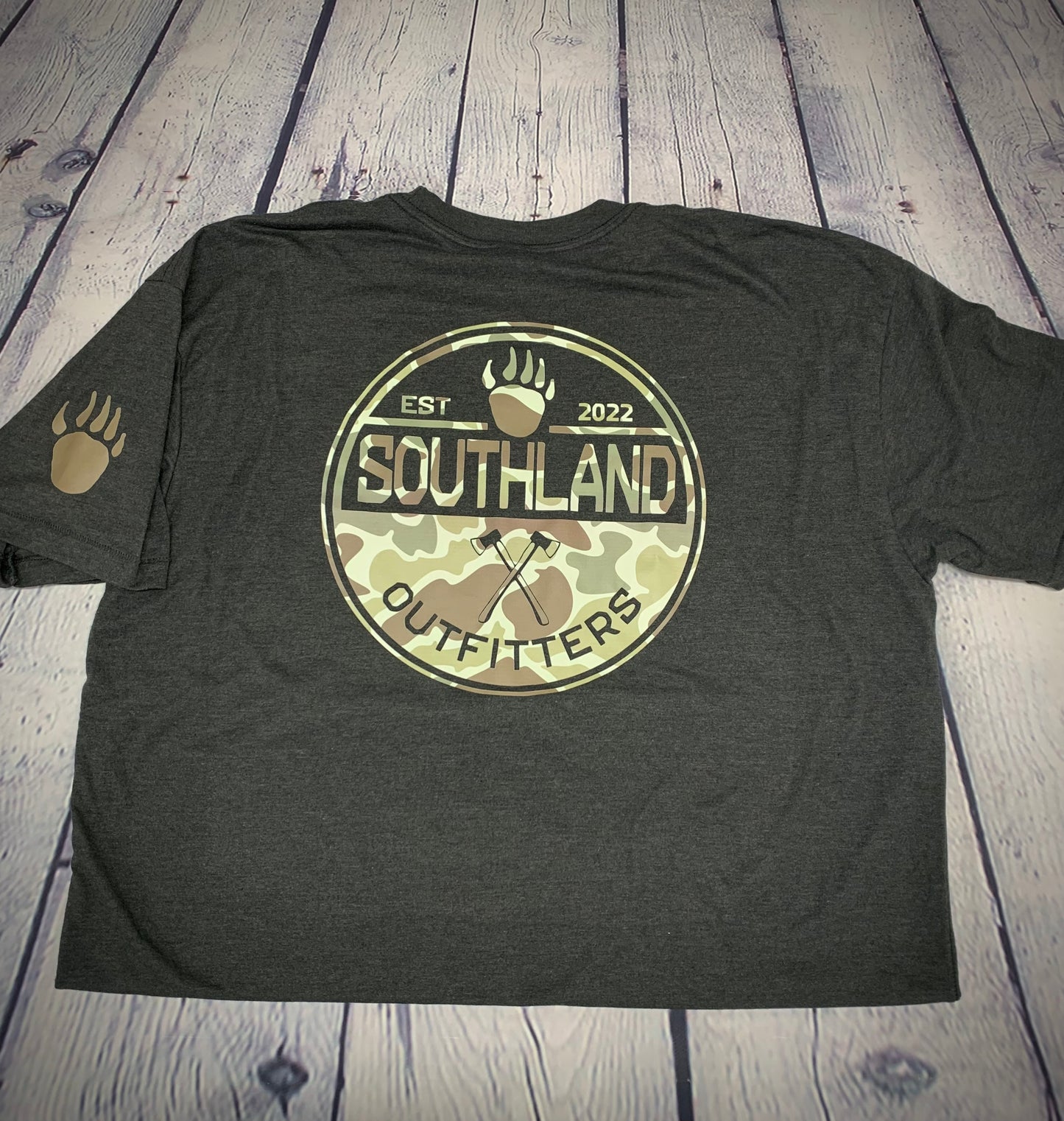 Southland Outfitters - Camo Circle - Graphic Tee